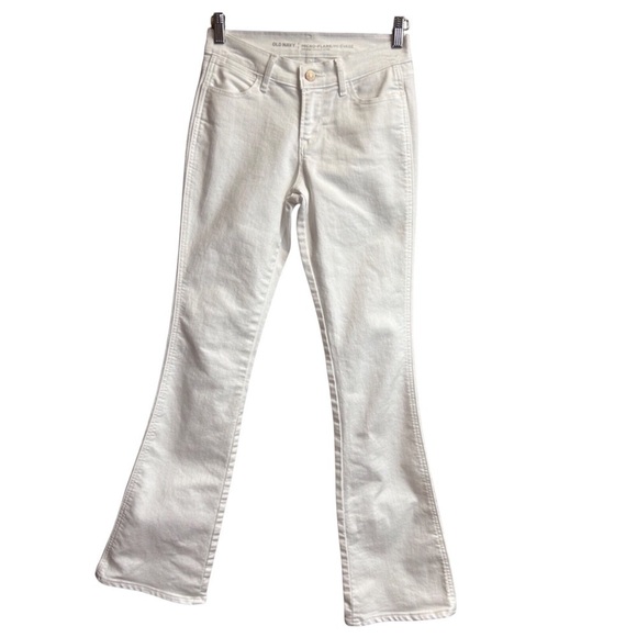 Old Navy Denim - Old Navy Slim Micro-Flare Mid-Rise(8.5”) Women's White Jeans Size-0(27”) EUC